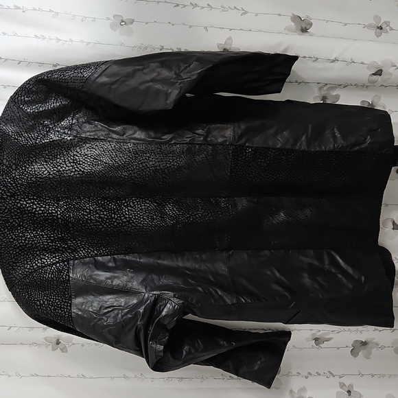 COMINT VINTAGE LEATHER JACKET/ COAT BLACK ANIMAL PRINT DETAIL SIZE MEDIUM - Picture 5 of 8